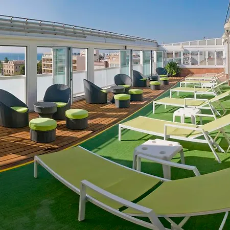 Num Hotel 4*