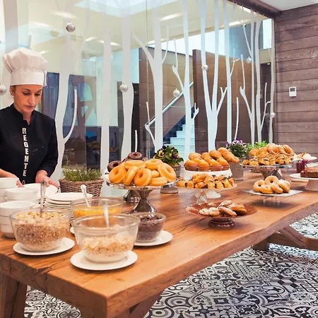 Num Hotel 4*