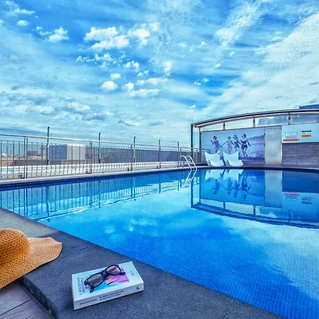 Num Hotel