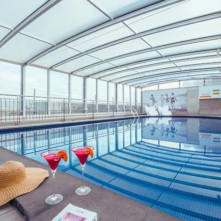 Num Hotel 4*