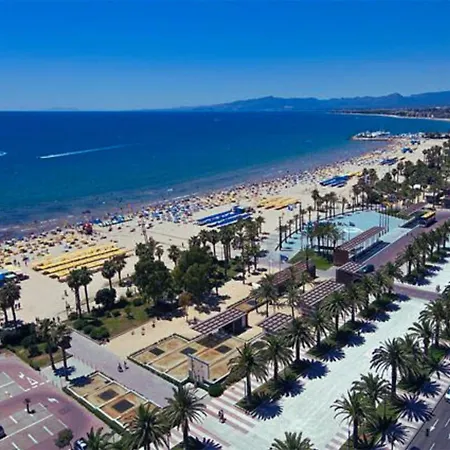Hotel Num 4*
