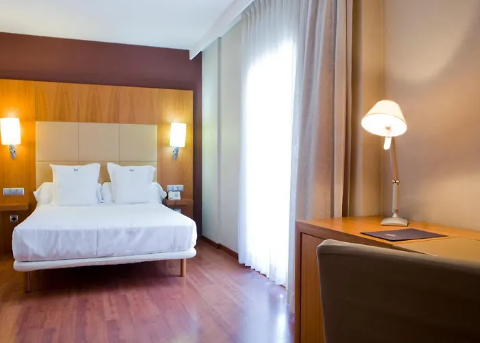 Num Hotel 4*