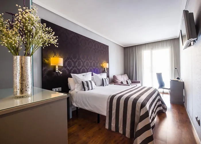 Num Hotel