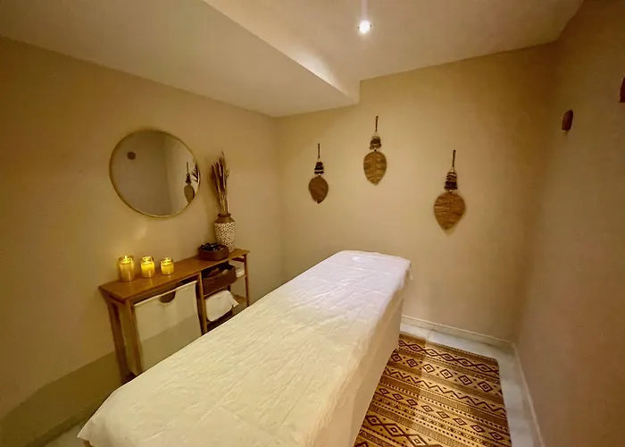 Hotel Num
